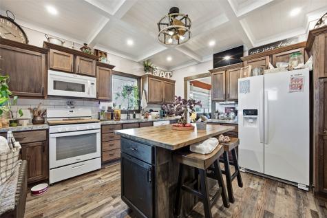 1616 1st Avenue NW Cedar Rapids IA 22405