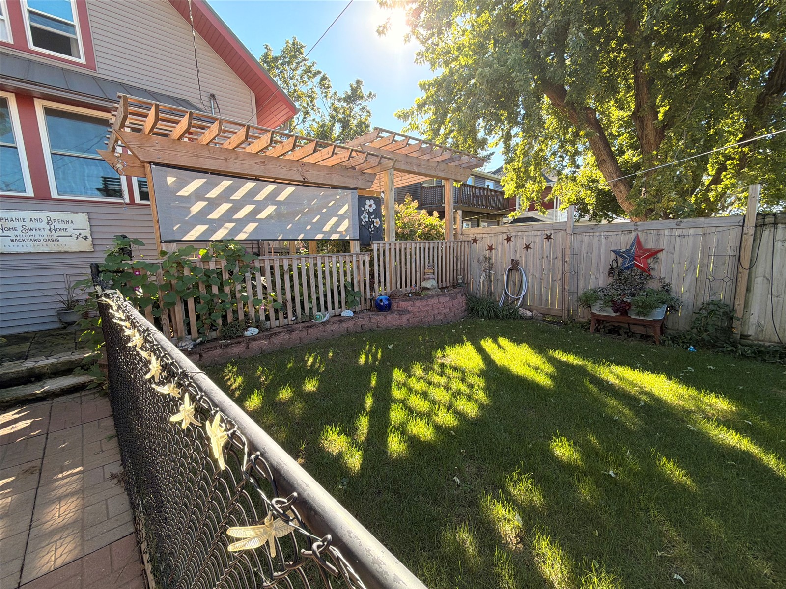 1616 1st Avenue NW Cedar Rapids IA 22405