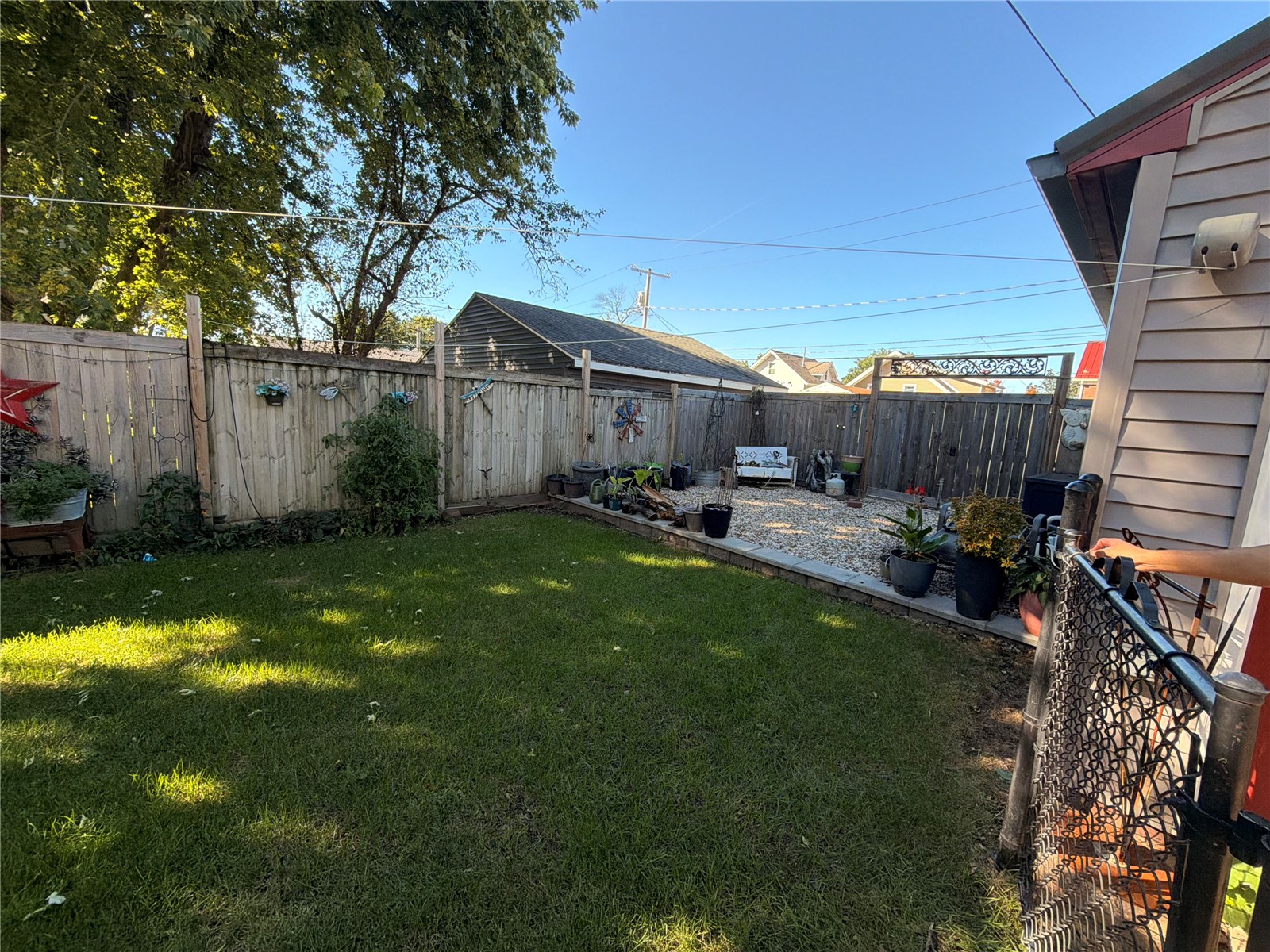 1616 1st Avenue NW Cedar Rapids IA 22405