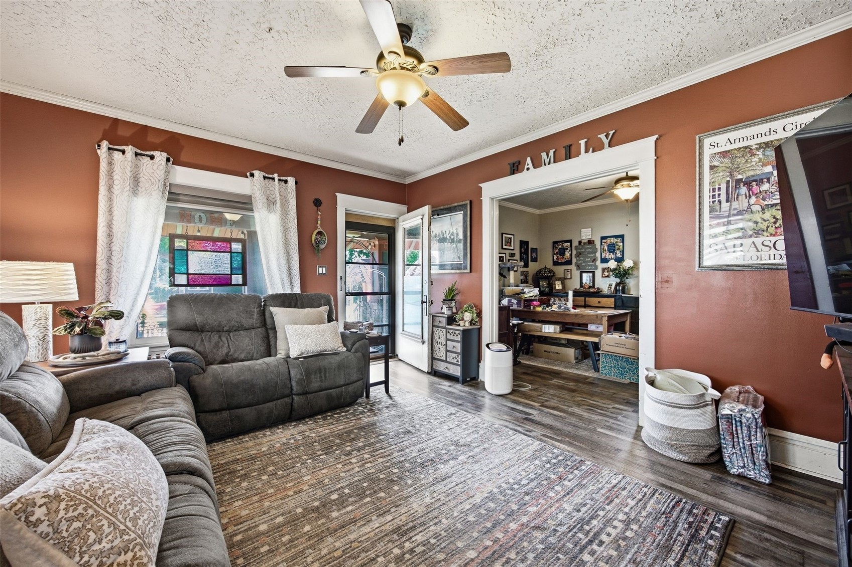 1616 1st Avenue NW Cedar Rapids IA 22405