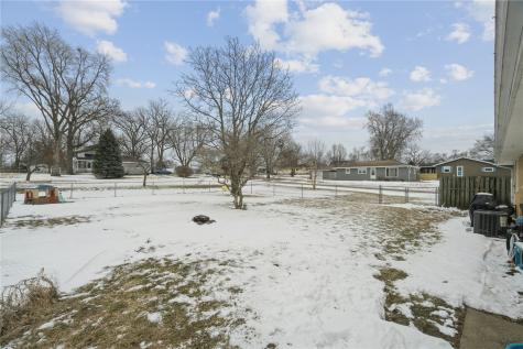 508 Valley Street Center Point IA 52213