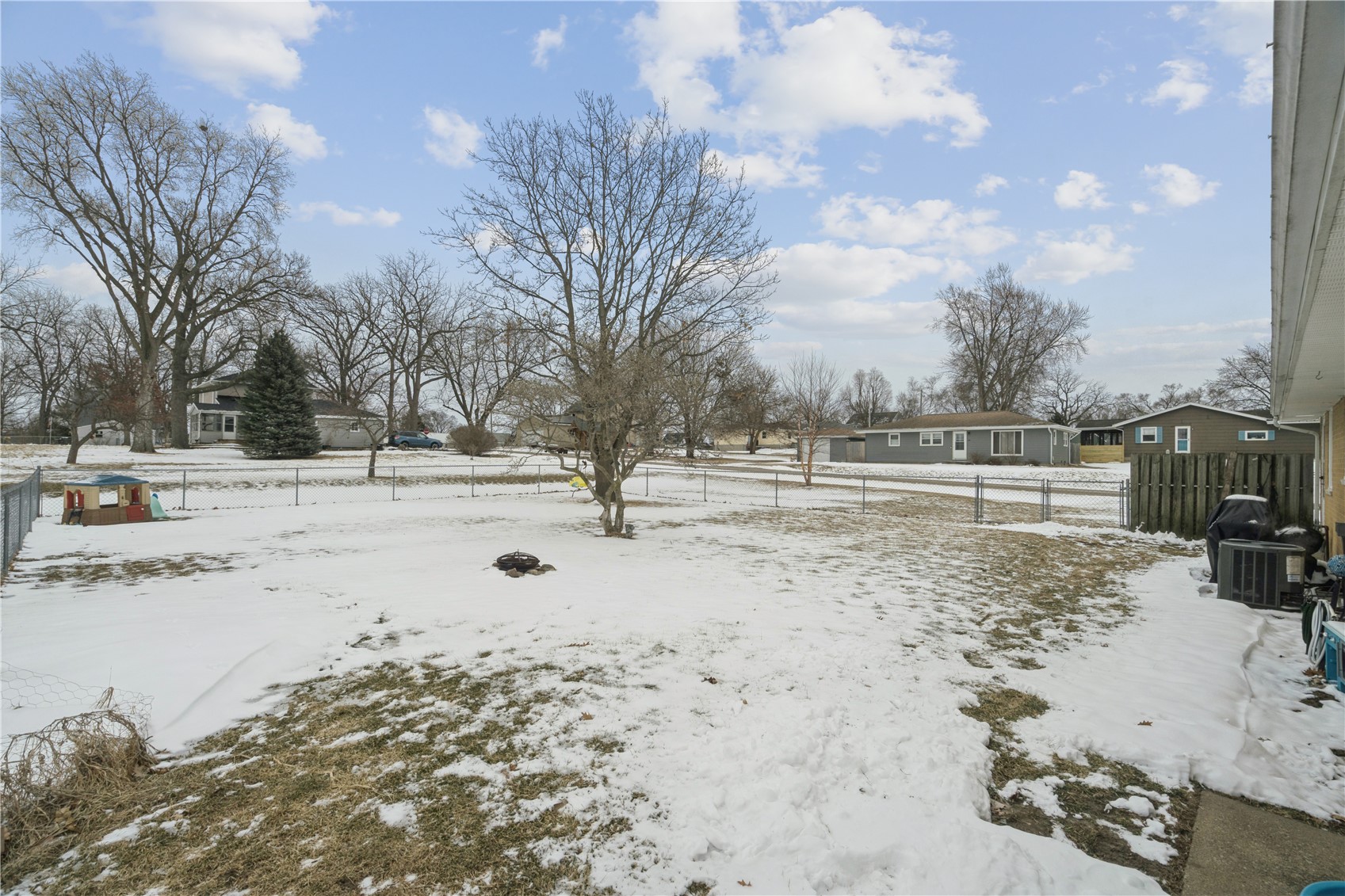 508 Valley Street Center Point IA 52213