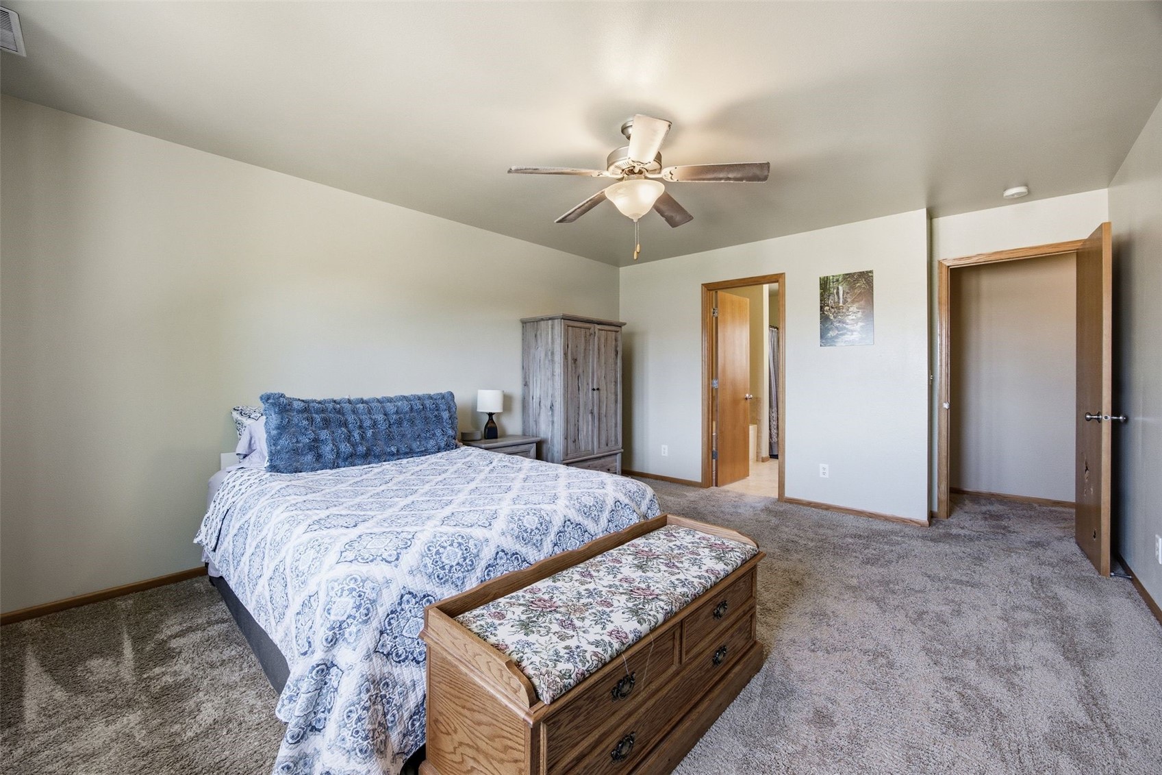 220 E Jefferson Street North Liberty IA 52317