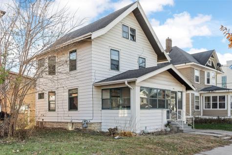 356 16th Street SE Cedar Rapids IA 52403
