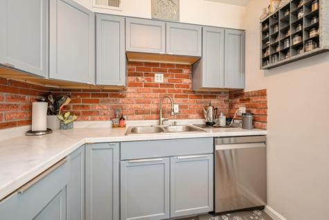 1120 23rd Street Cedar Rapids IA 52403