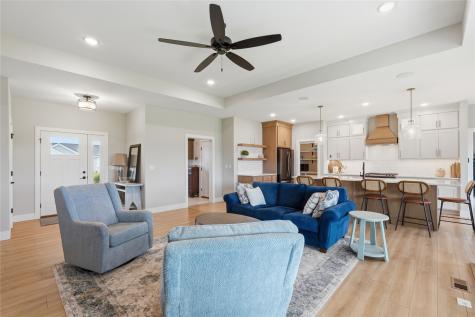 3008 Prairielight Court Hiawatha IA 52233