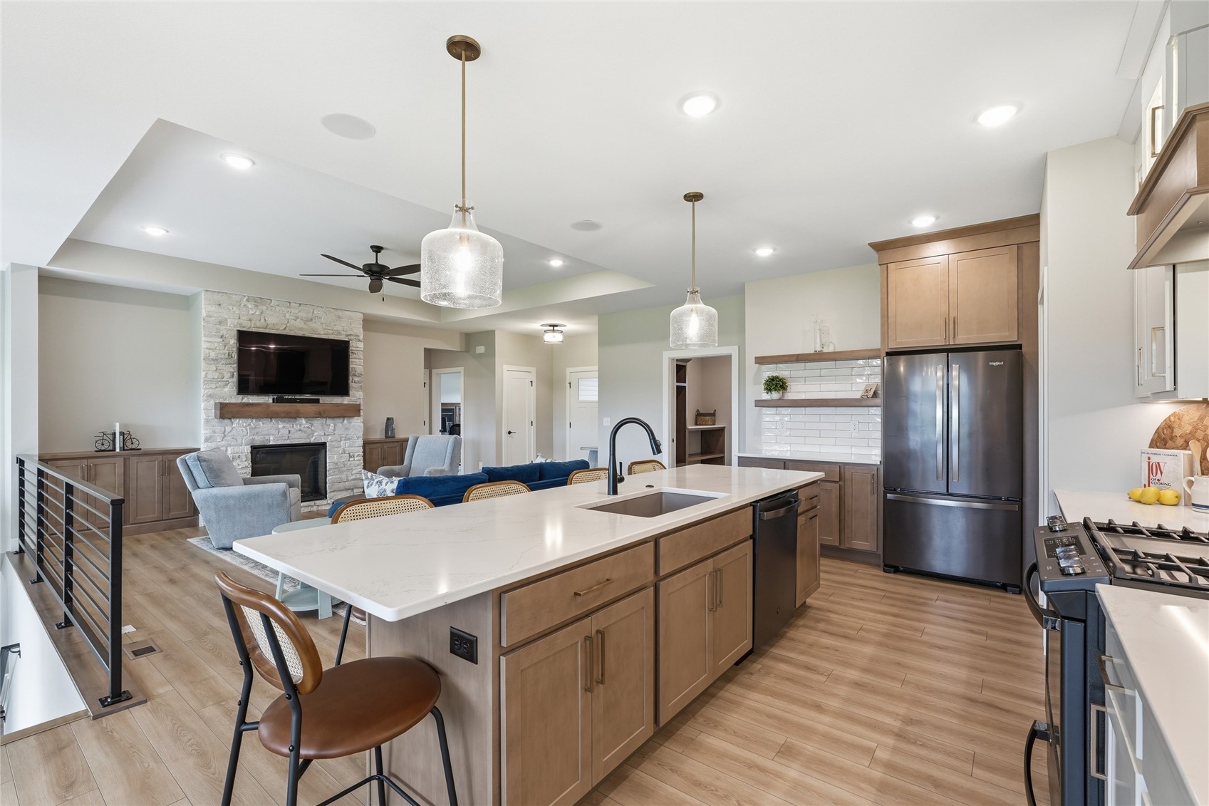 3008 Prairielight Court Hiawatha IA 52233