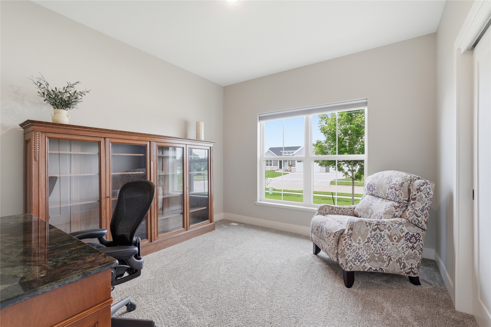 3008 Prairielight Court Hiawatha IA 52233