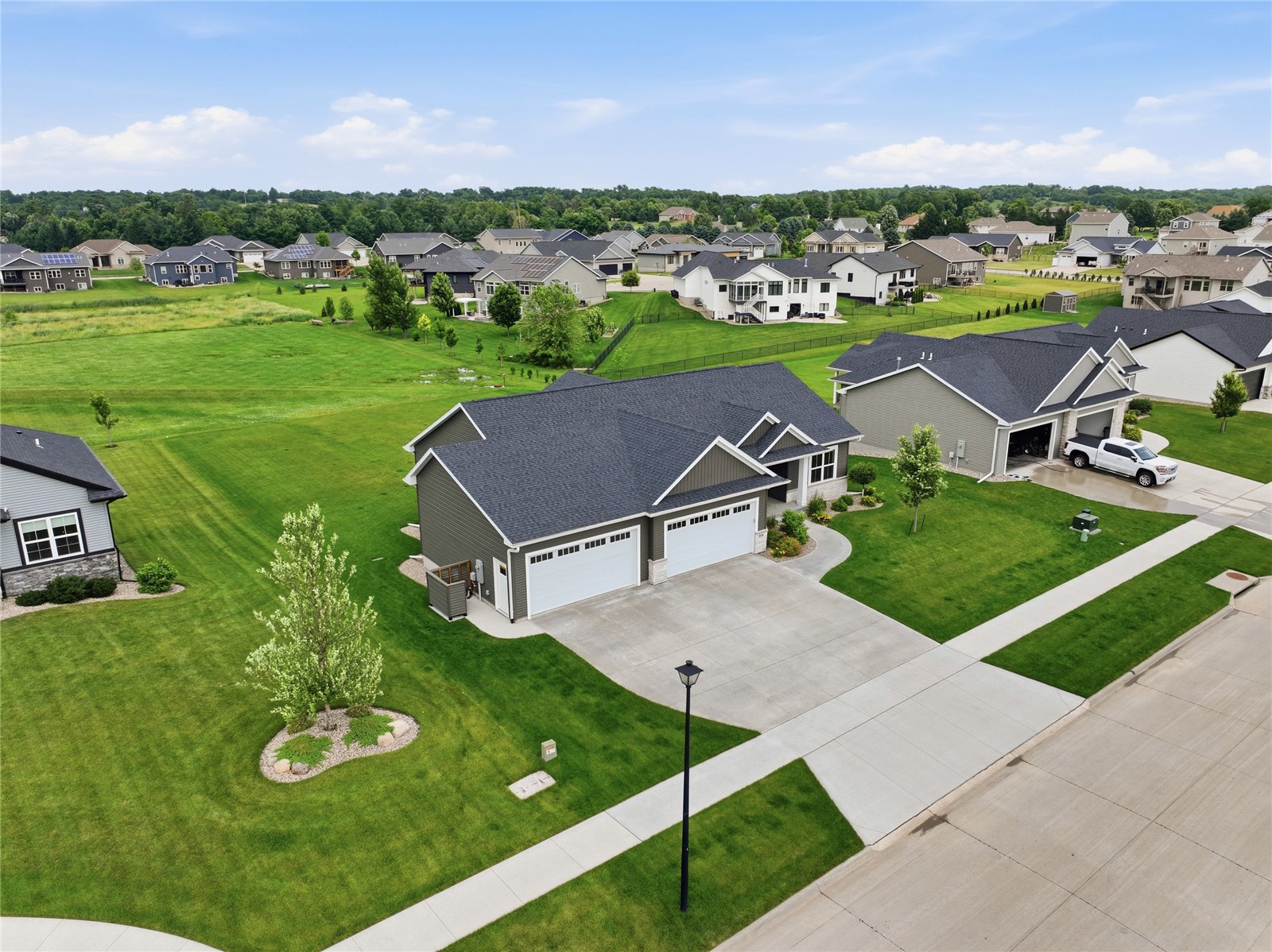 3008 Prairielight Court Hiawatha IA 52233