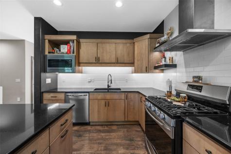 3061 Dell Ridge Lane Hiawatha IA 52233