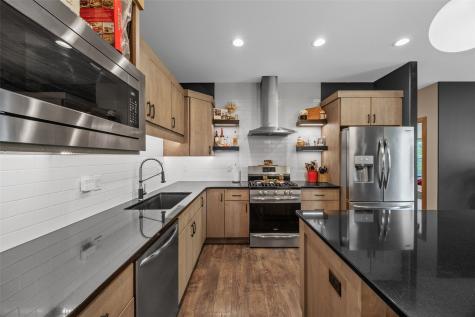 3061 Dell Ridge Lane Hiawatha IA 52233