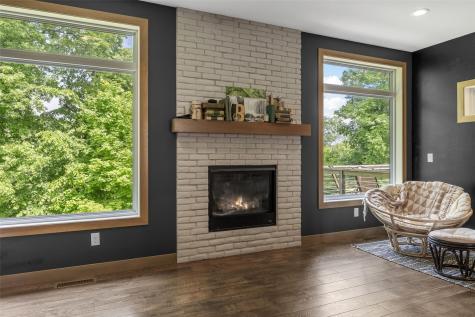 3061 Dell Ridge Lane Hiawatha IA 52233