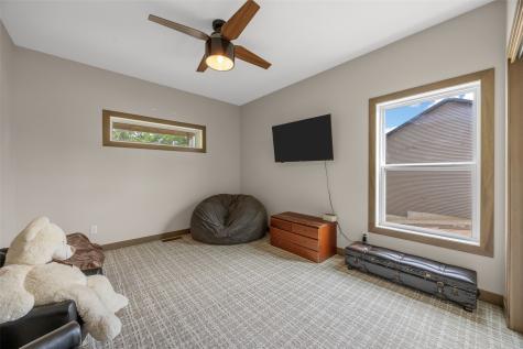 3061 Dell Ridge Lane Hiawatha IA 52233