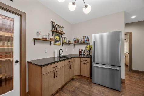 3061 Dell Ridge Lane Hiawatha IA 52233
