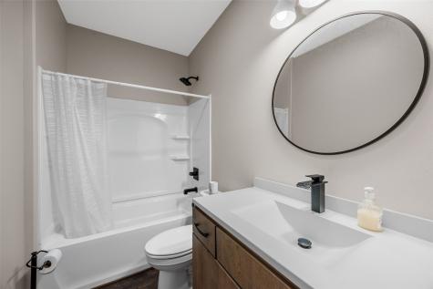 3061 Dell Ridge Lane Hiawatha IA 52233