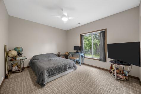 3061 Dell Ridge Lane Hiawatha IA 52233