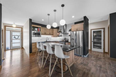 3061 Dell Ridge Lane Hiawatha IA 52233