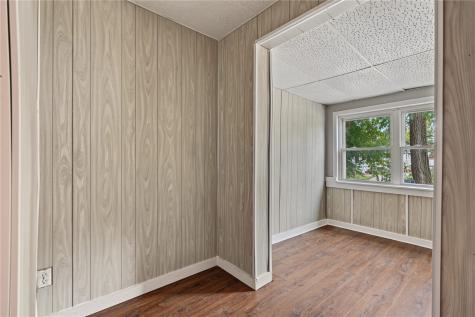 1326 L Avenue NE Cedar Rapids IA 52402