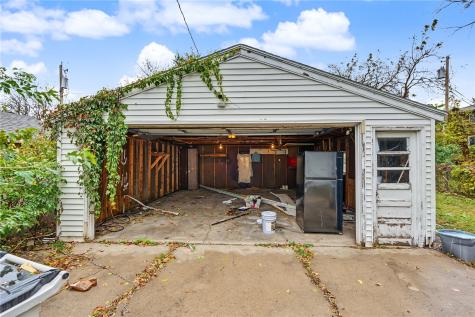 1326 L Avenue NE Cedar Rapids IA 52402