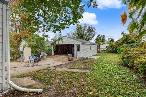 1326 L Avenue NE Cedar Rapids IA 52402