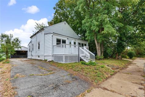 1326 L Avenue NE Cedar Rapids IA 52402