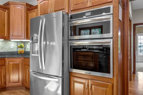 1630 Mackenzie Drive Cedar Rapids IA 52411