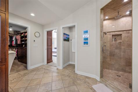 1630 Mackenzie Drive Cedar Rapids IA 52411