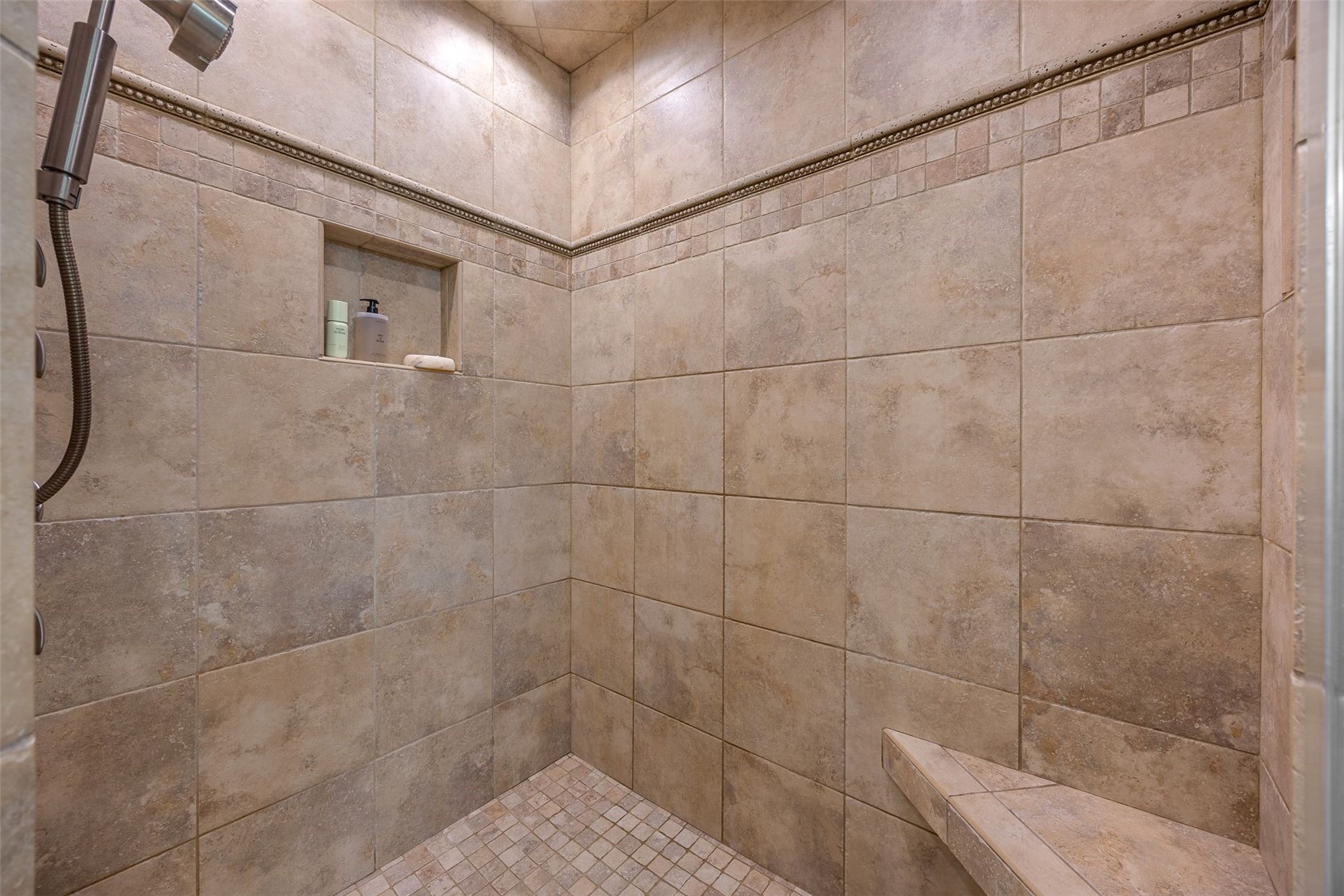 1630 Mackenzie Drive Cedar Rapids IA 52411