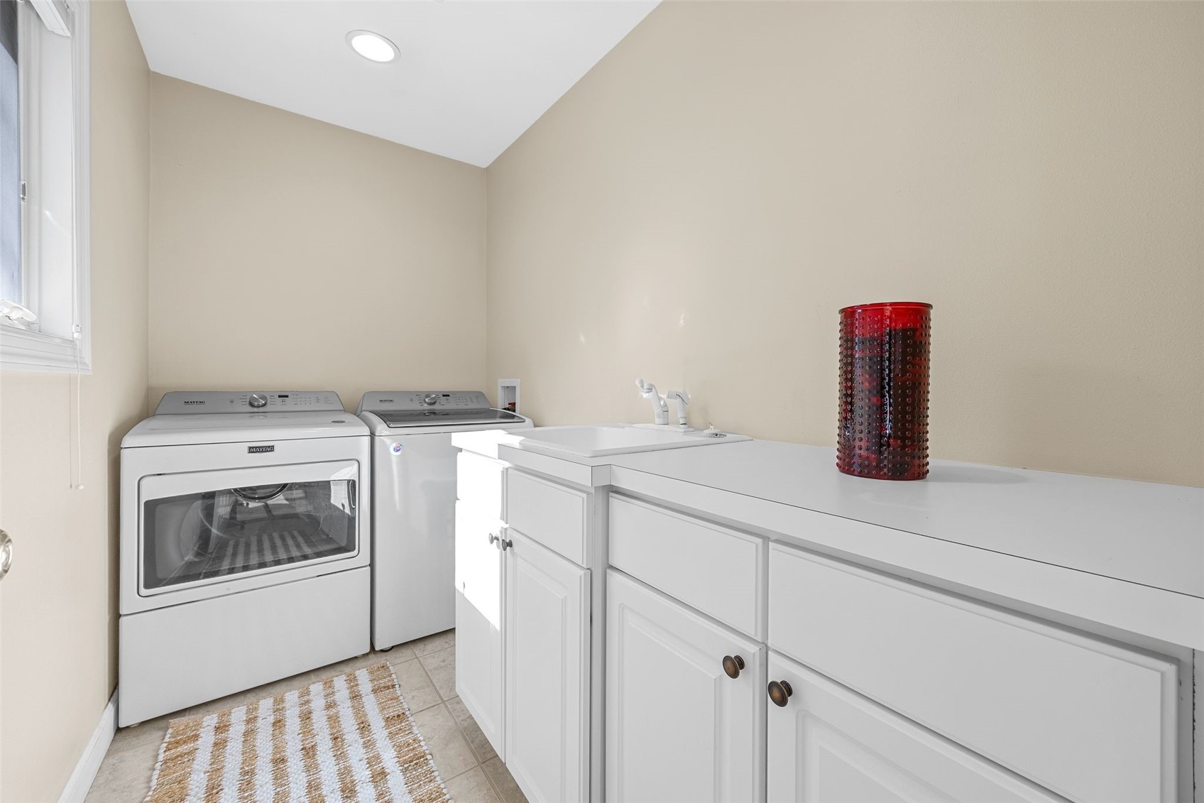 1630 Mackenzie Drive Cedar Rapids IA 52411