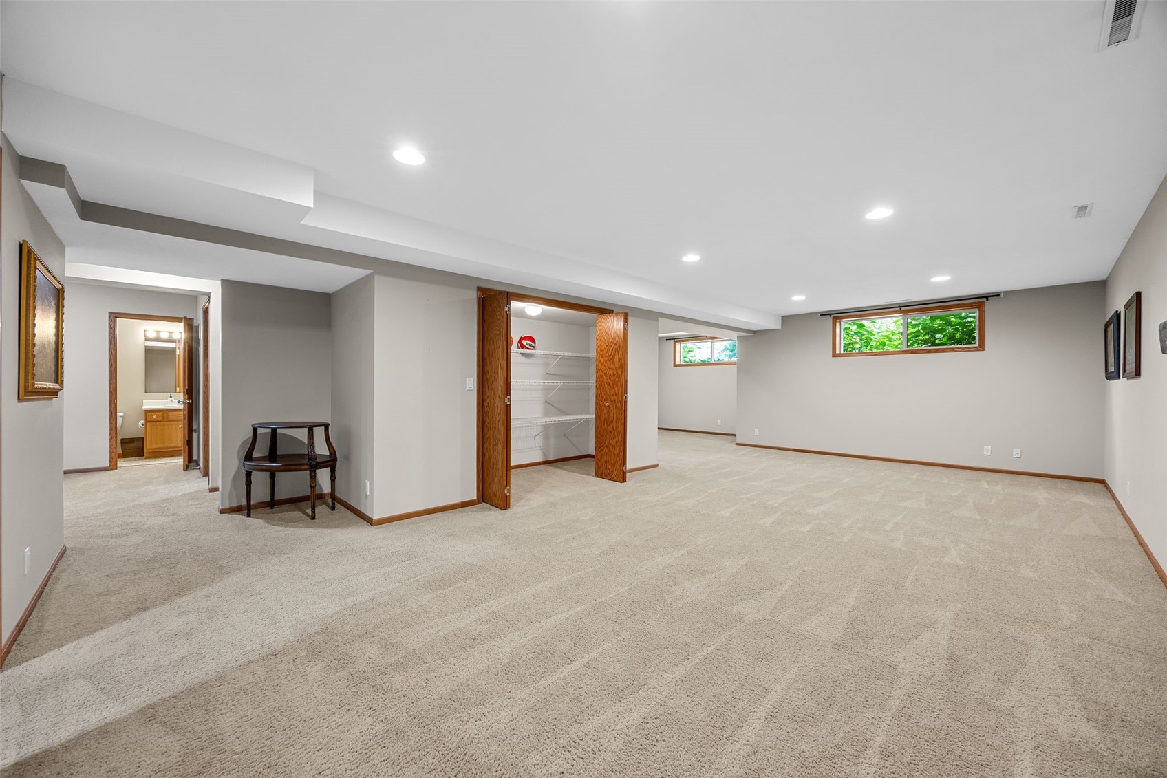1630 Mackenzie Drive Cedar Rapids IA 52411