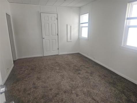 1325 Maplewood Drive NE Cedar Rapids IA 52402