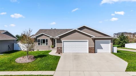2084 Crestwood Lane Marion IA 52302
