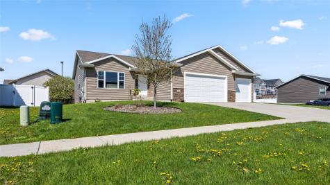 2084 Crestwood Lane Marion IA 52302