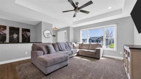 2084 Crestwood Lane Marion IA 52302