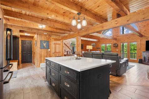 57 Solon Road Solon IA 52333
