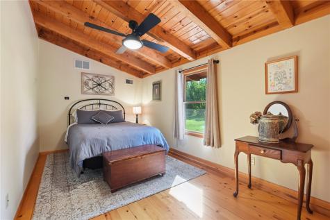 57 Solon Road Solon IA 52333
