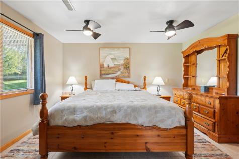 57 Solon Road Solon IA 52333