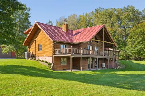 57 Solon Road Solon IA 52333