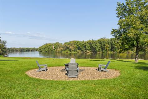 57 Solon Road Solon IA 52333