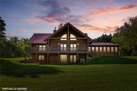 57 Solon Road Solon IA 52333