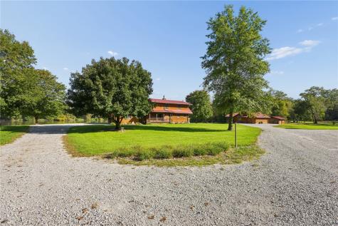 57 Solon Road Solon IA 52333