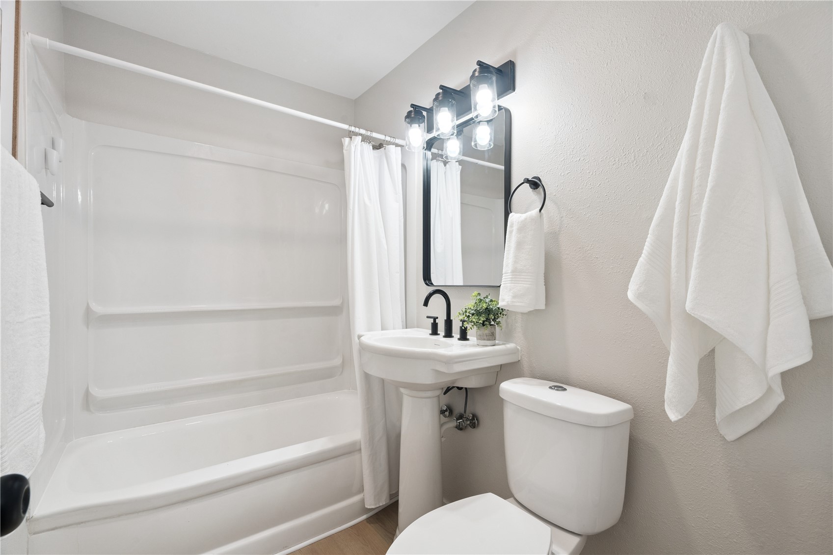 1703 14th Avenue SW Cedar Rapids IA 52404