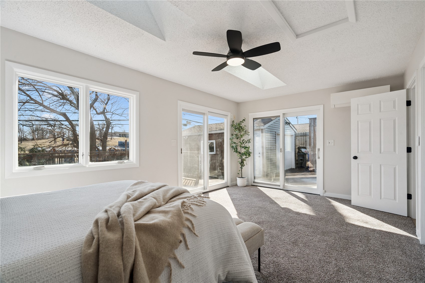 1703 14th Avenue SW Cedar Rapids IA 52404