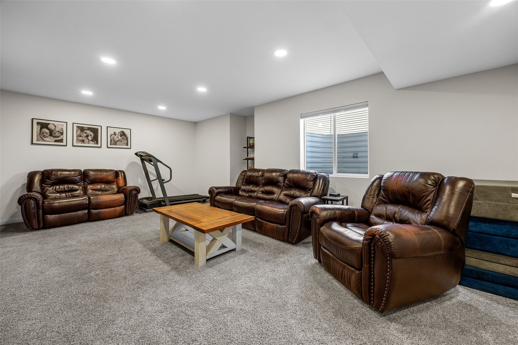 5502 Ruhd Street SW Cedar Rapids IA 52404