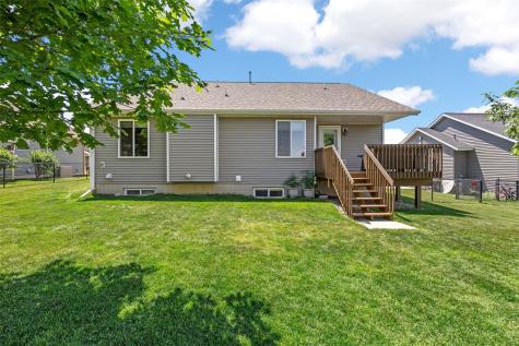 5502 Ruhd Street SW Cedar Rapids IA 52404