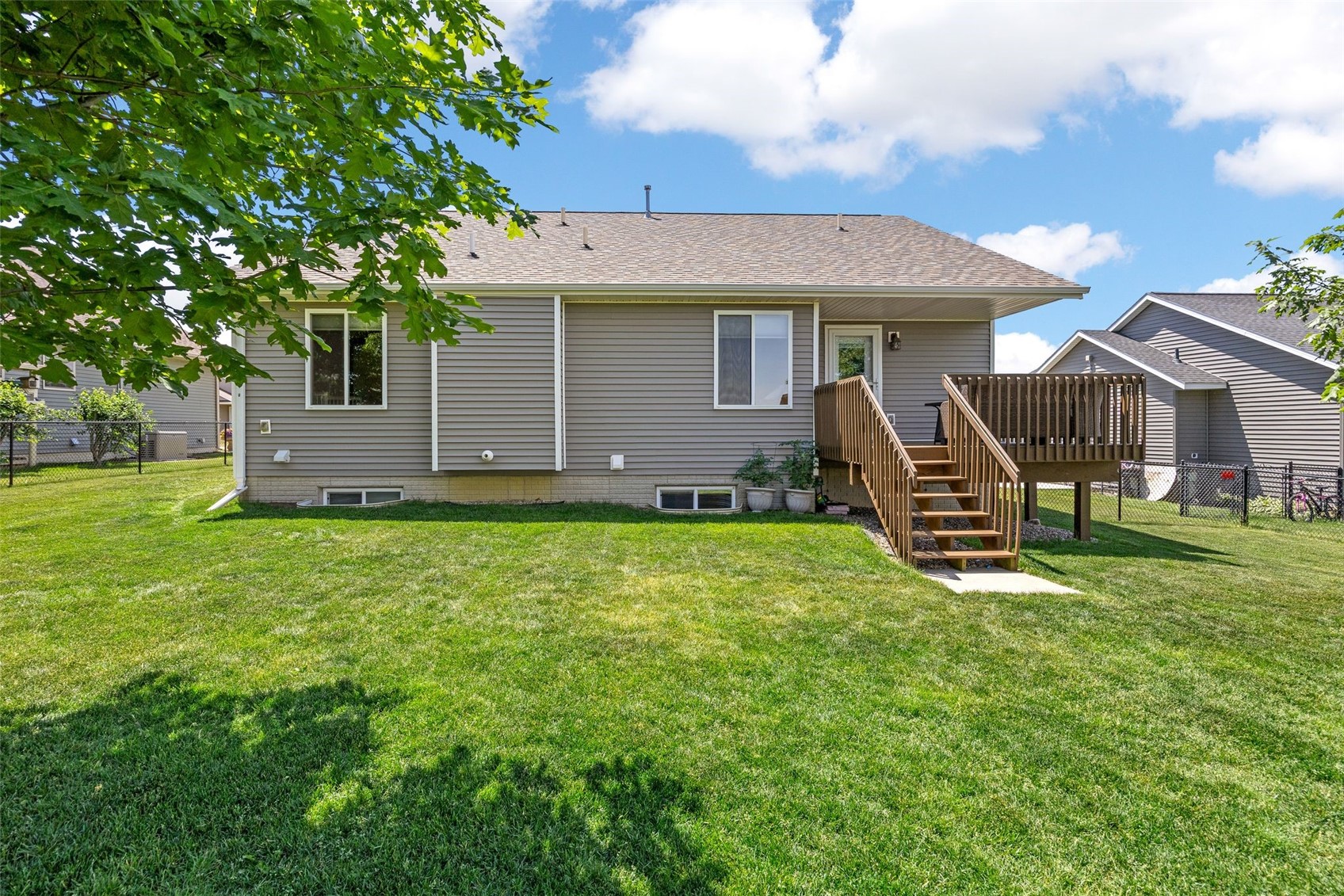 5502 Ruhd Street SW Cedar Rapids IA 52404