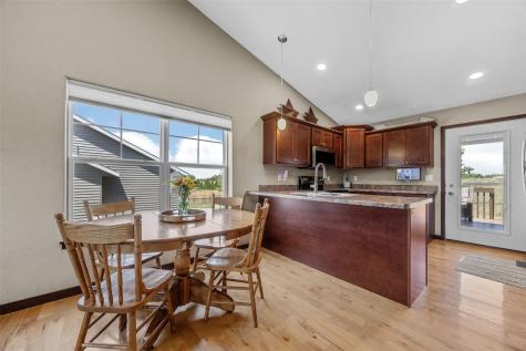 5502 Ruhd Street SW Cedar Rapids IA 52404