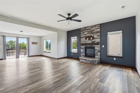 903 Carl Court Solon IA 52333