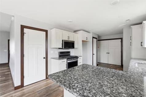903 Carl Court Solon IA 52333
