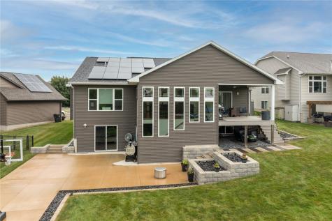 4812 Harvest Court SW Cedar Rapids IA 52404